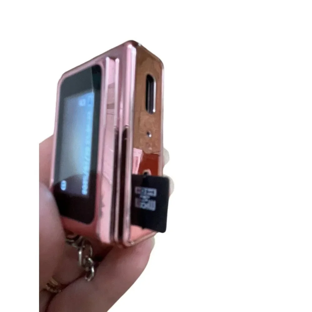 Mini Keychain Digital Camera, Y2K Pocket-Size Mini Camera, 2MP 1080P Rose Gold - Picture 3 of 6